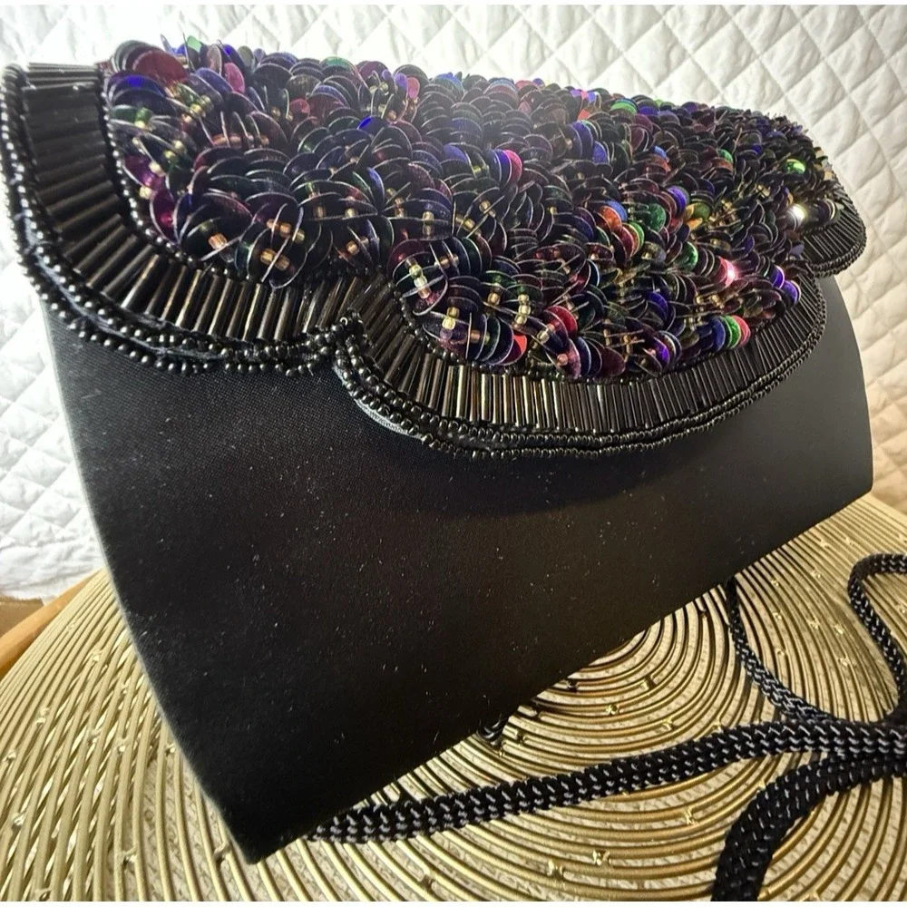VTG La Regale Clutch Black‎ Satin Beaded Prom Mermaidcore Iridescent 